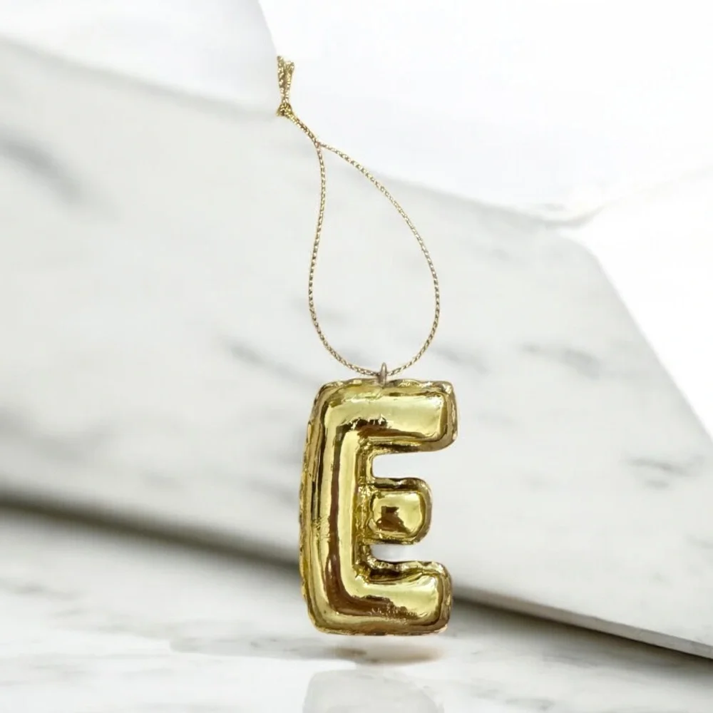 Balloon Letter Ornaments L, M, E - Picture 4 of 4